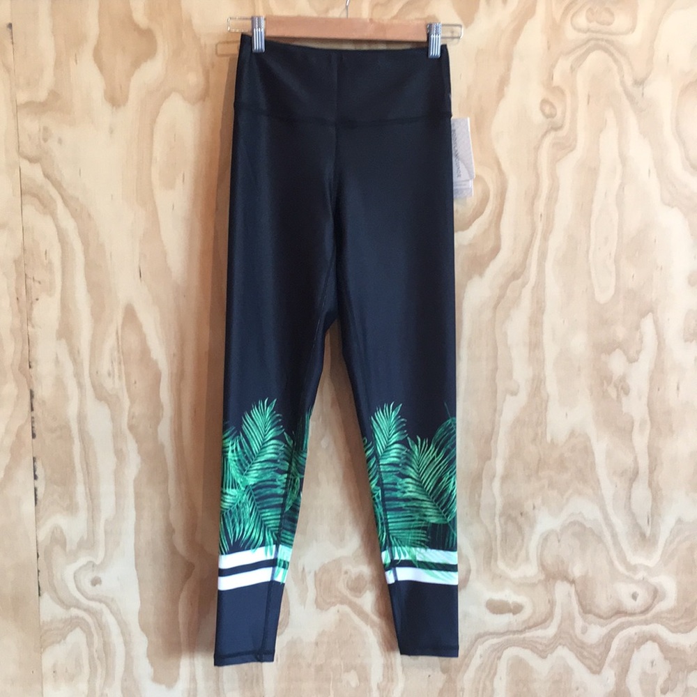 Body Language leggings NWT